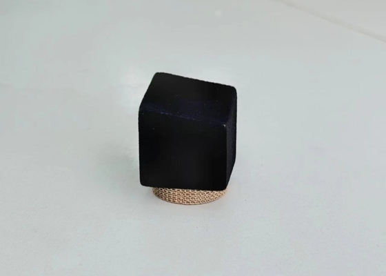 satın al Özelleştirilebilir Düzensiz Şekilli Metal Parfüm Kapağı Zamak Parfüm Şişesi Kapağı Kapağı online manufacture