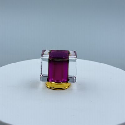 satın al 15mm Plastic Perfume Bottle Cap with Golden Chrome Black Purple Plating and 150°F Temperature Resistance online manufacture